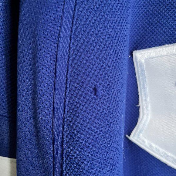 SOLD - Toronto Maple Leafs NHL Hockey Jersey - Picture 9 of 14